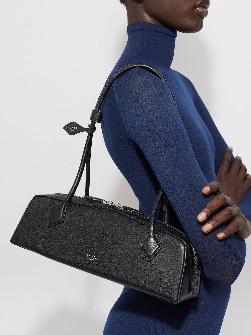 AlaÏA Borse a Spalla e Tracolla - Nero | 5b0150176775f160907b616e4438e8a0e5d0b865