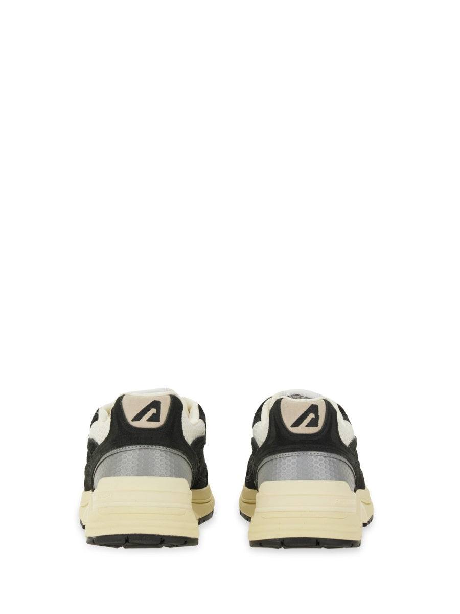 Autry Sneakers - Nero | Wanan Luxury