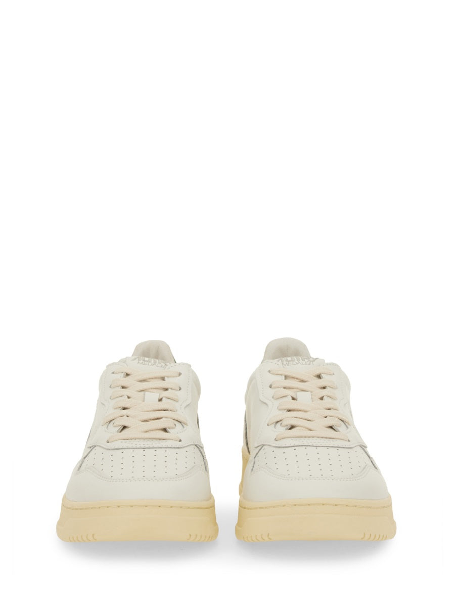 Autry Sneakers - Bianco | Wanan Luxury