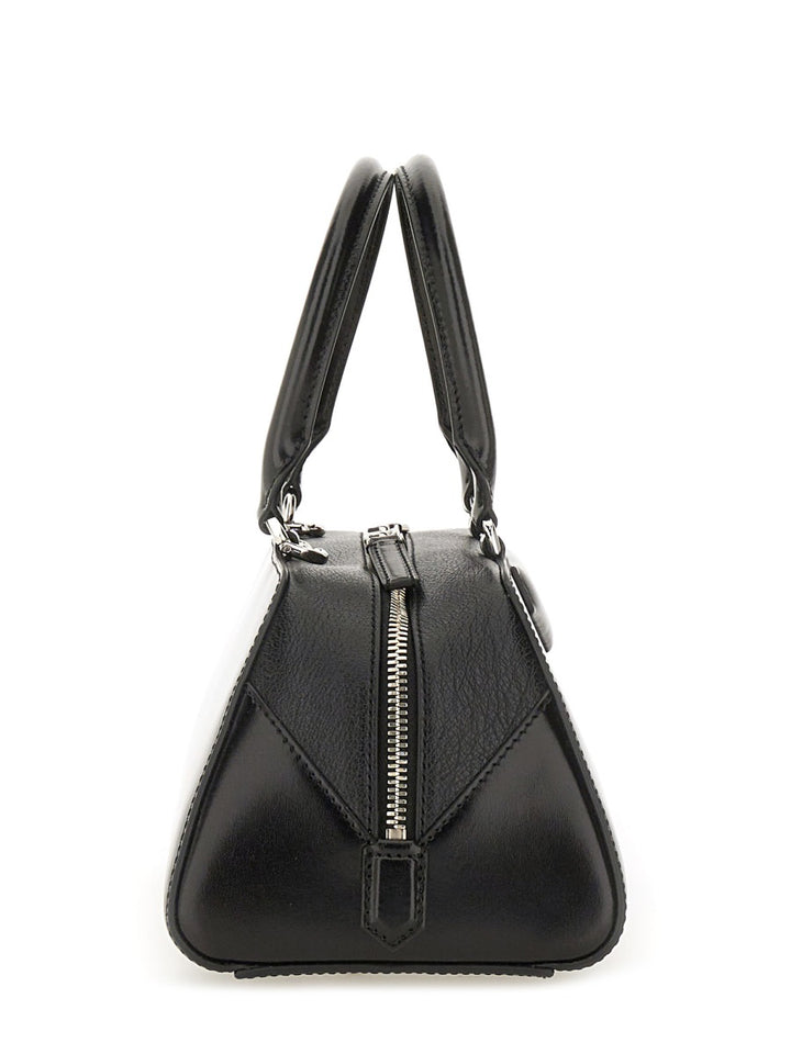 Givenchy Borse a Spalla e Tracolla - Black | 6b644e9699b166a7fb1ea97aa138bbe0a3bc1afd