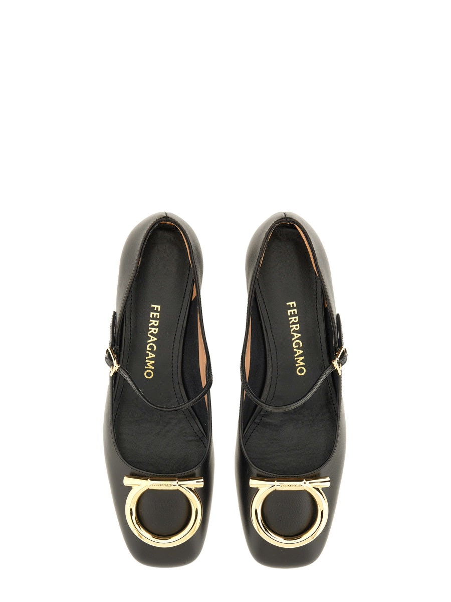 Ferragamo Decollete - Nero | Wanan Luxury