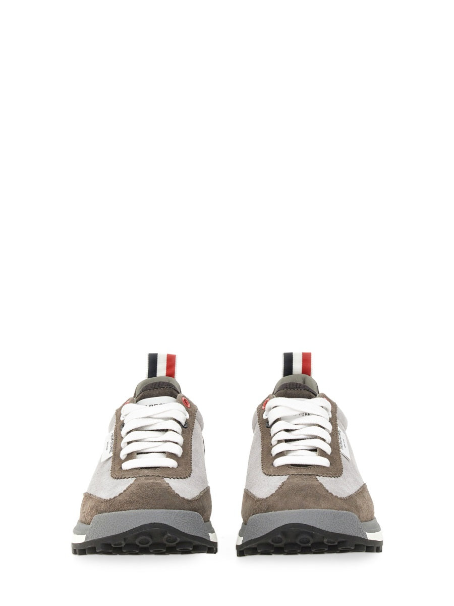 Thom Browne Sneakers - Grigio | Wanan Luxury