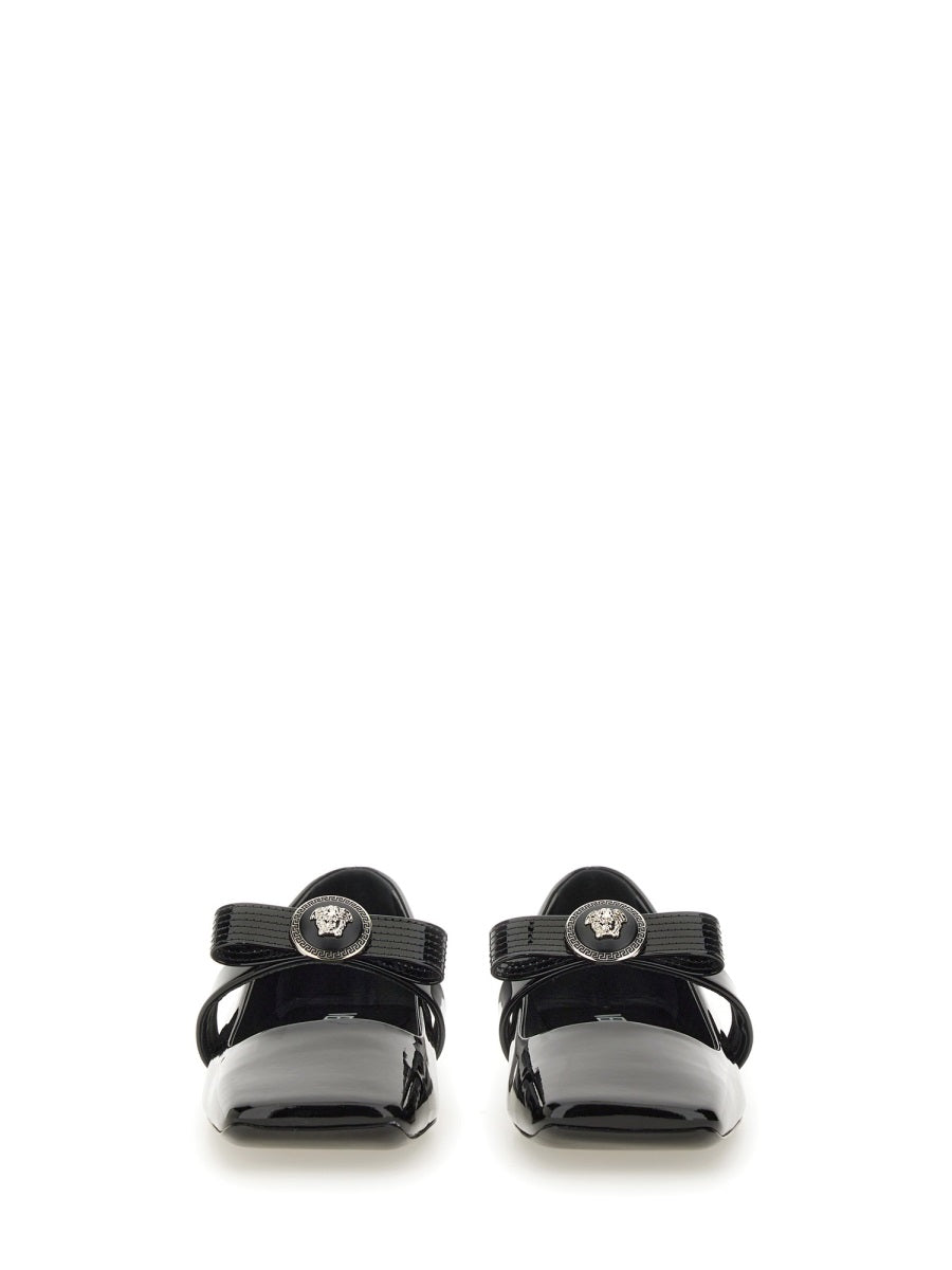 Versace Scarpe Basse - Black | ccc89d4bedede27f130829ad541f48a3634ca028