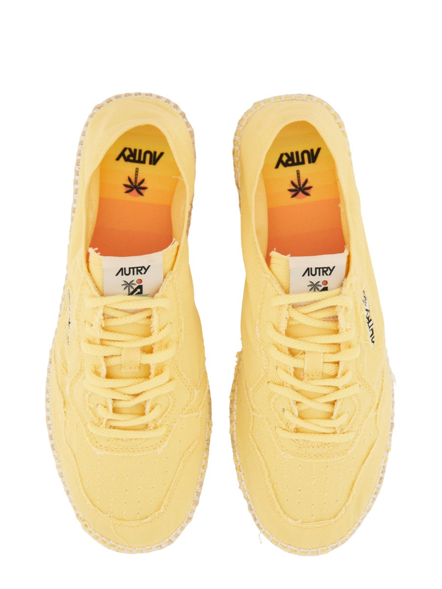 Autry Sneakers - Giallo | Wanan Luxury