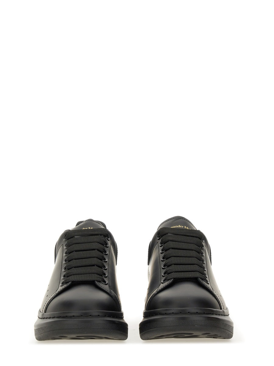 Alexander McQueen Sneakers - Nero | Wanan Luxury