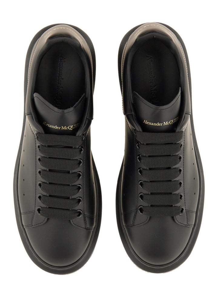 Alexander McQueen Sneakers - Nero | Wanan Luxury