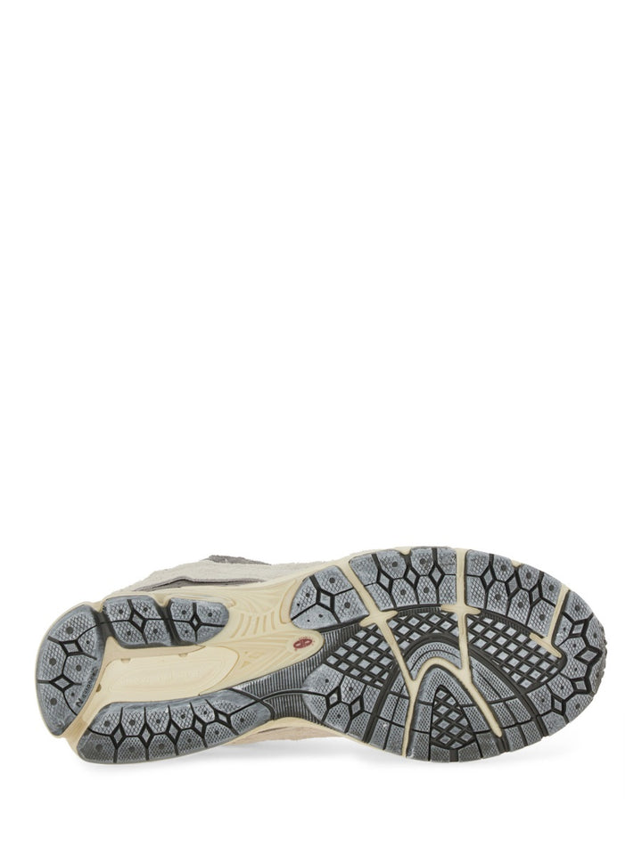 New Balance Sneakers - Grigio | Wanan Luxury