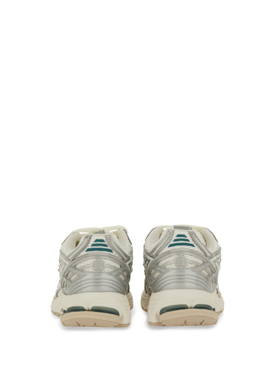 New Balance Sneakers - Argento | Wanan Luxury