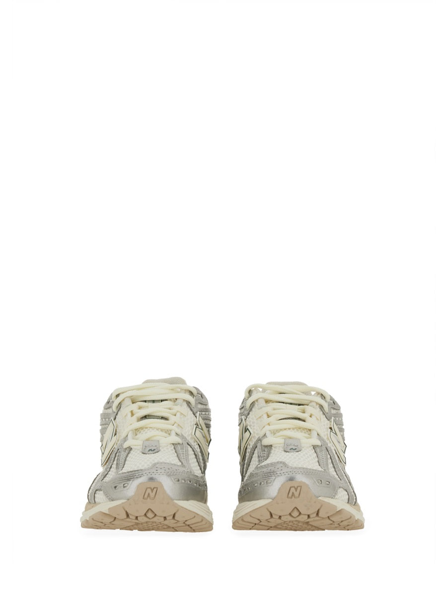 New Balance Sneakers - Argento | Wanan Luxury