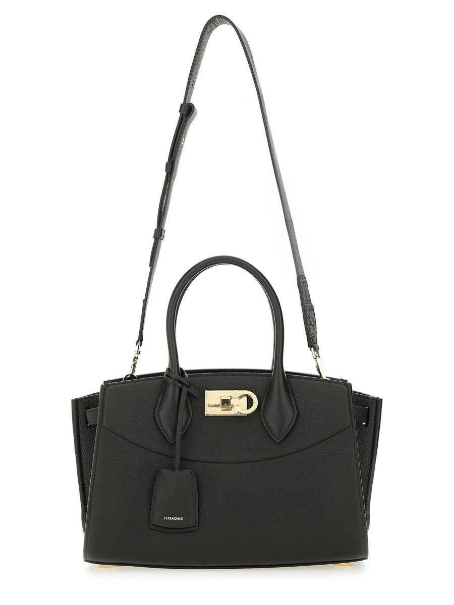 Ferragamo Borse a Spalla e Tracolla - Black | 2dcdf60db90ba50bb3b05330fbea4217a3d6d85e