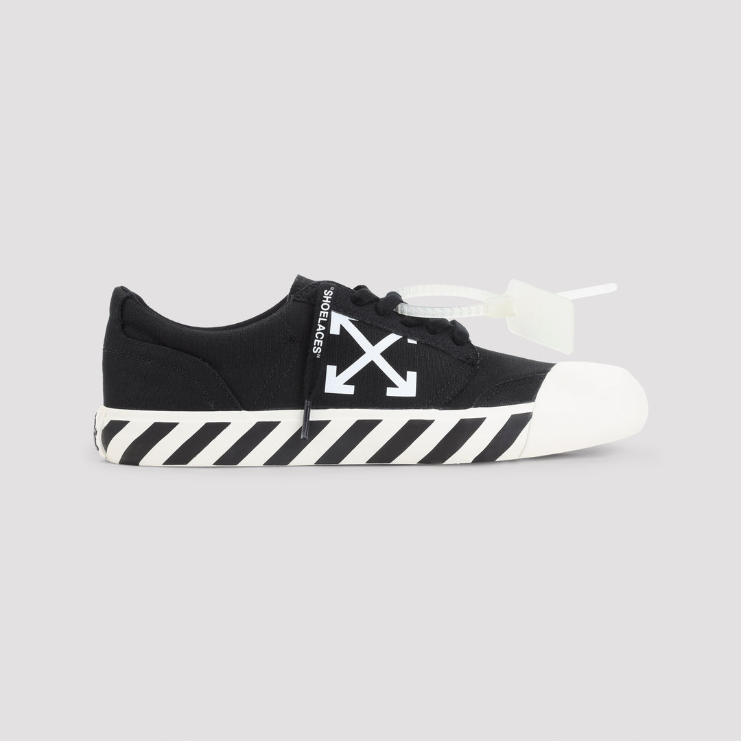 Off-White Sneakers - Nero | 8e5bfc0ce677f2cd46a1aa918b701dbfb88b6779