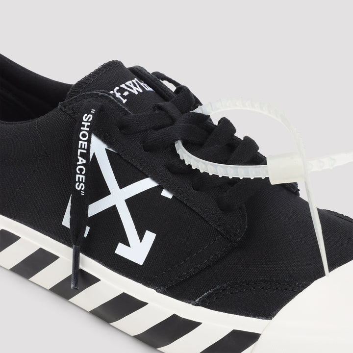Off-White Sneakers - Nero | 2519a5bc91fef10e1e40ee52d96937db1c97b537