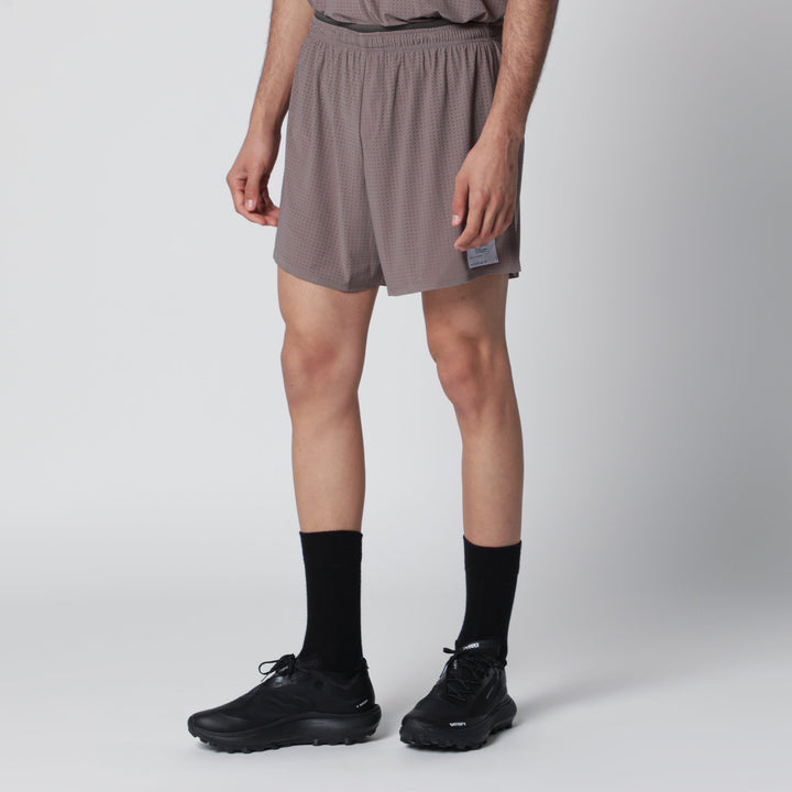 Satisfy Shorts - Marrone | baad7118e557a4abc81293537881ab19678ac018