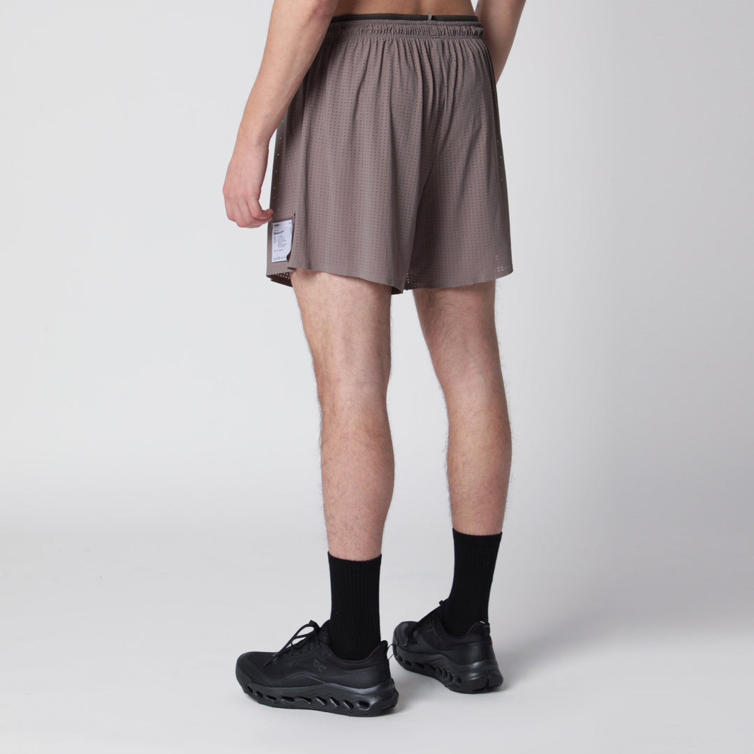 Satisfy Shorts - Marrone | 8553121f72eb9e63612073e8a49282d45a2b4006