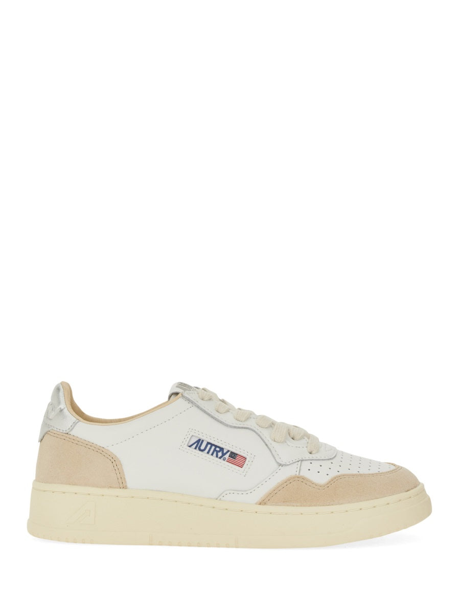 Autry Sneakers - White | 7ab349582f0efab90b5c12a3a17a1ec24be880c5