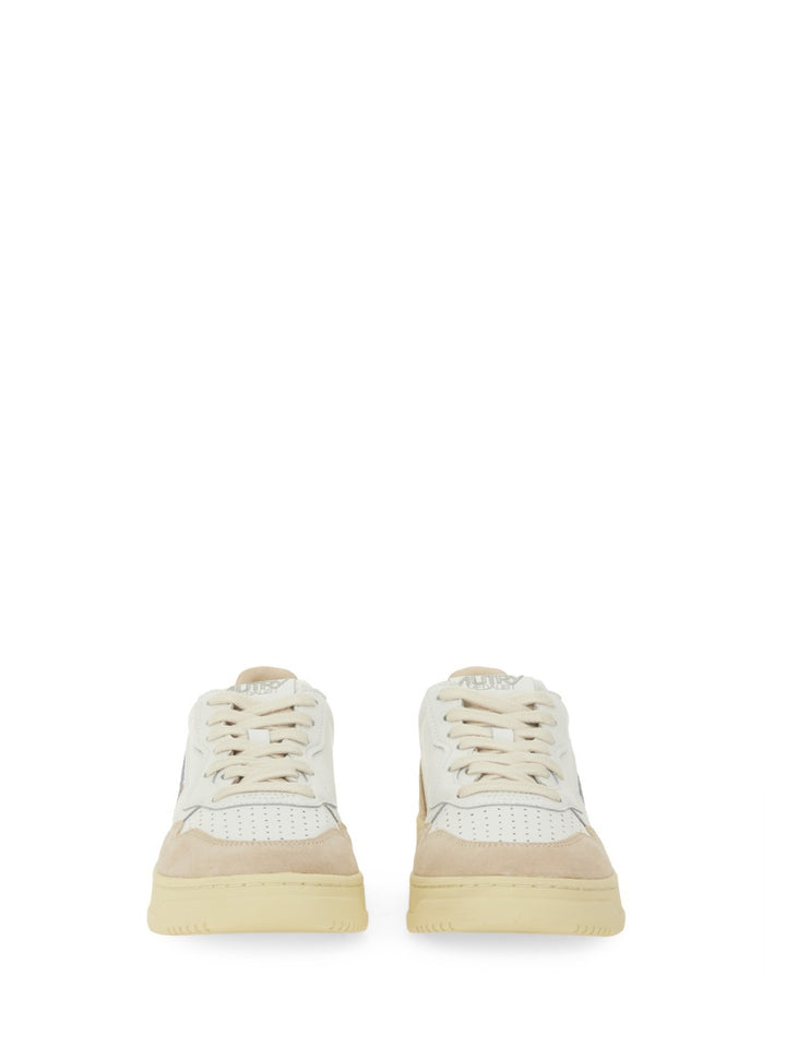Autry Sneakers - White | 5afc90f0dba6b81c2926fc84f01c663ad36db6f0