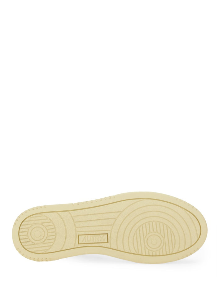 Autry Sneakers - White | b6eec891daabfc82b71e900d36e3db198e3c7d51