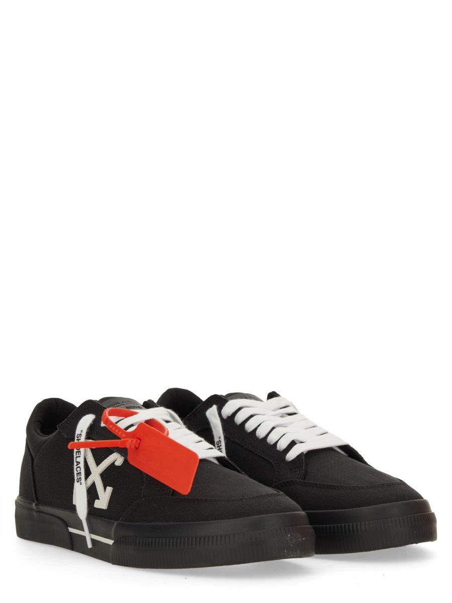 Off-White Sneakers - Nero | Wanan Luxury