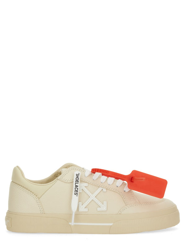 "Low Vulcanized" Sneaker
