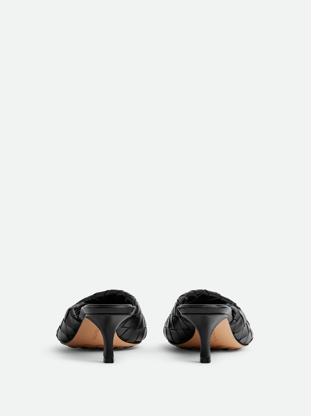 Bottega Veneta Mules - Nero | a86c1af7a8e93053a9435e58a3015c45bf5ec546