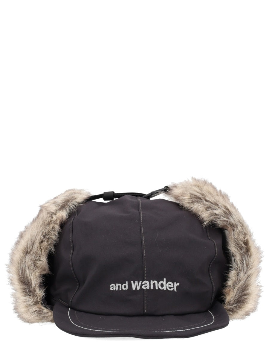 And Wander Cappelli - Nero | Wanan Luxury