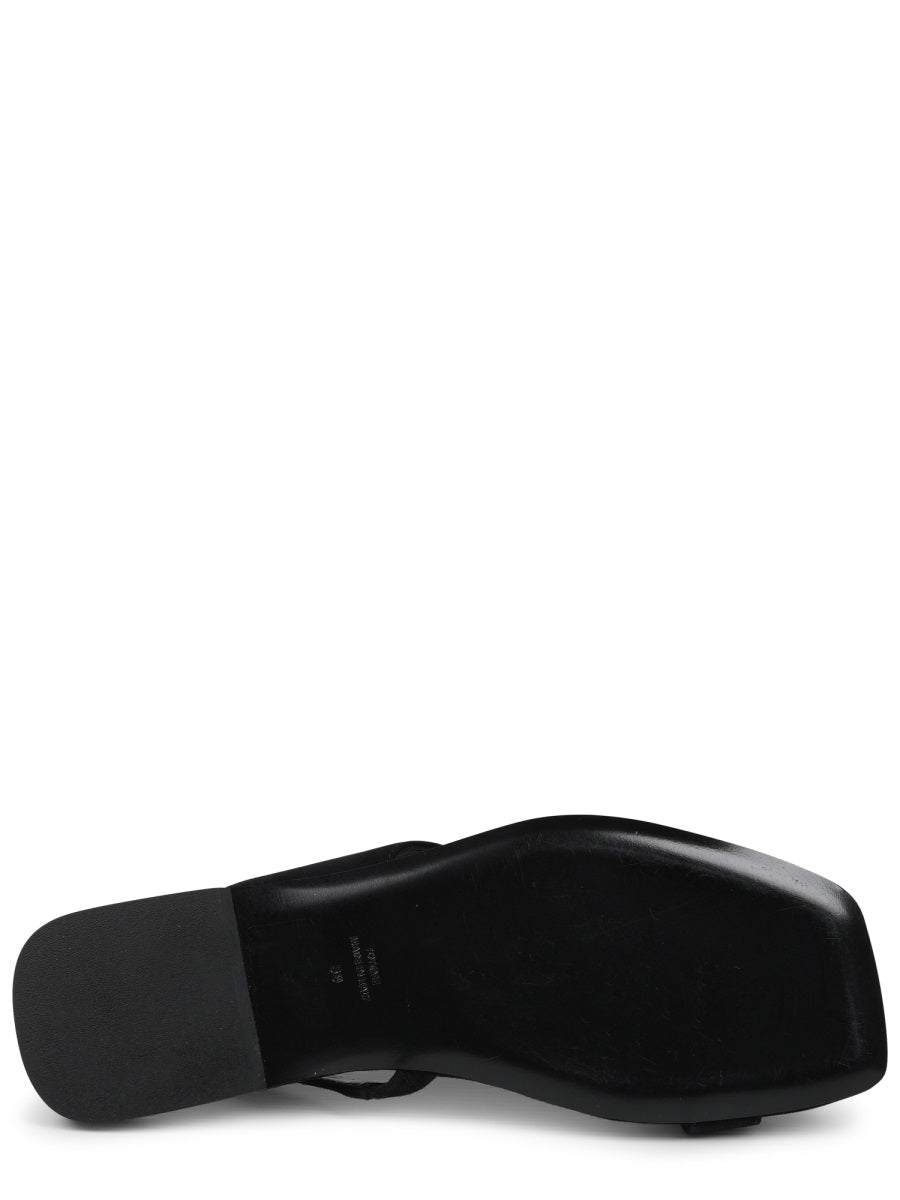 Toteme Sandali - Black | c827bca7f84246233f2ebb289f93a4717e551a1e