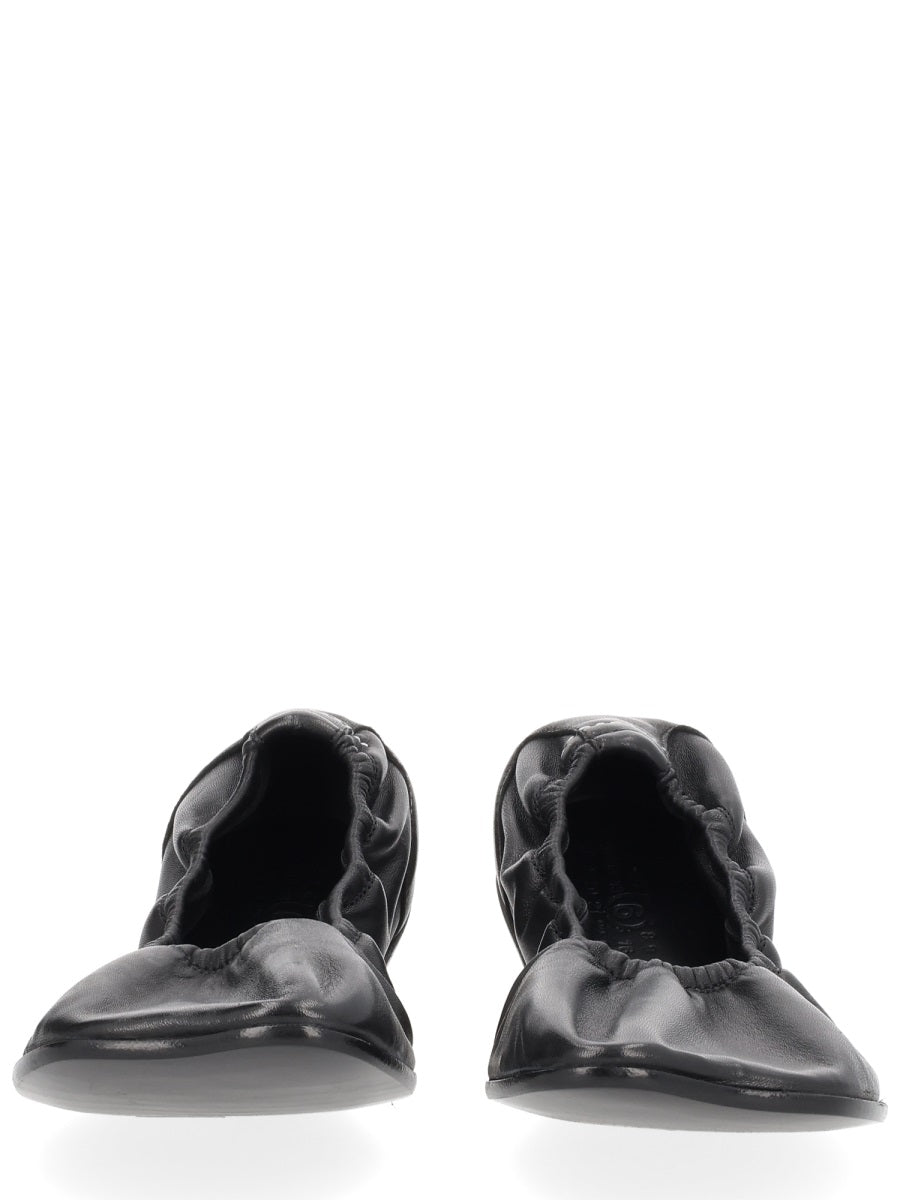 Mm6 Maison Margiela Scarpe Basse - Black | 31c8c2709cacf0ccc79ae5bc1fc97692a535bff7