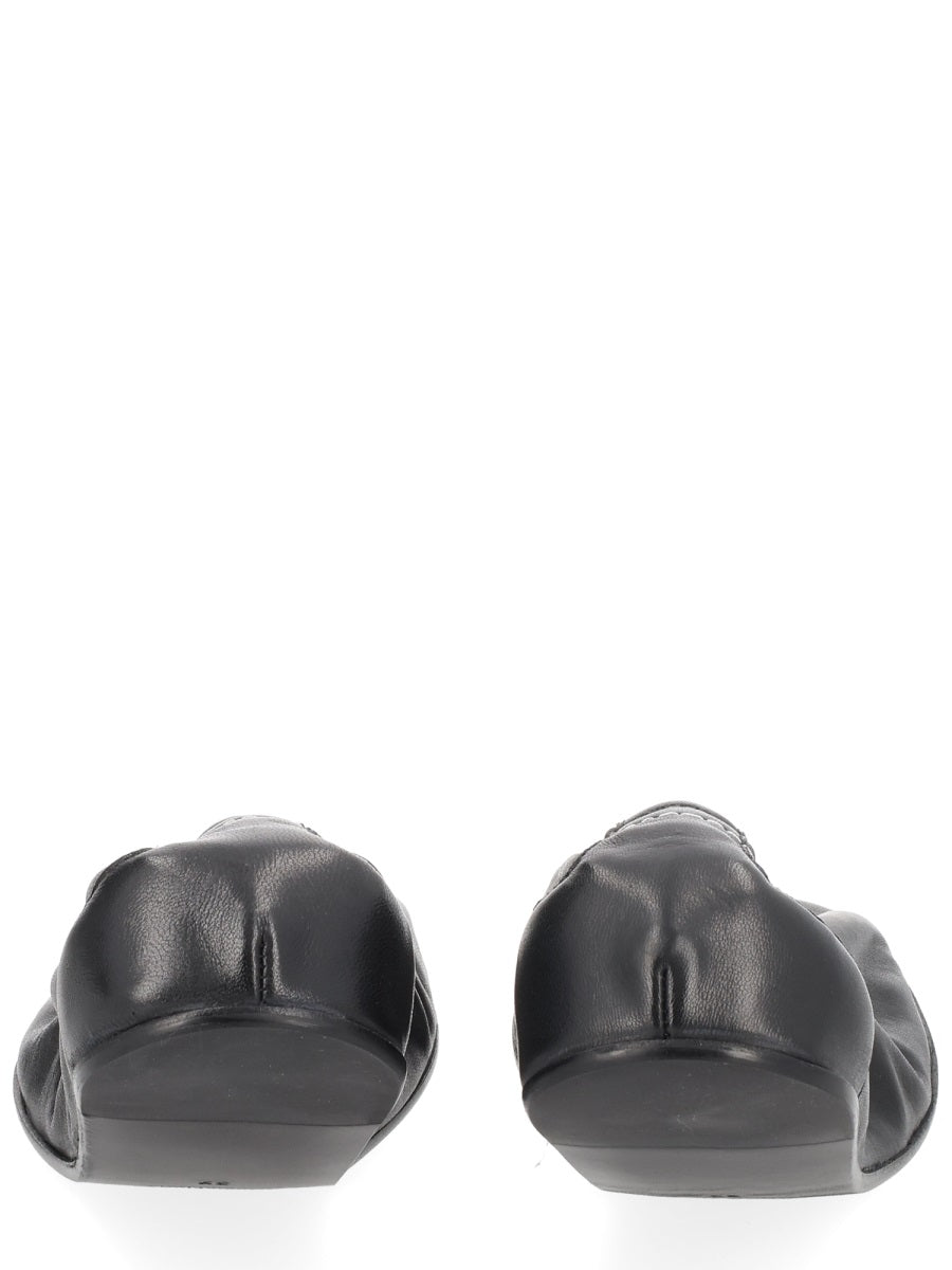 Mm6 Maison Margiela Scarpe Basse - Black | a4325546d67e41b2470e75130b2405d4b8276124