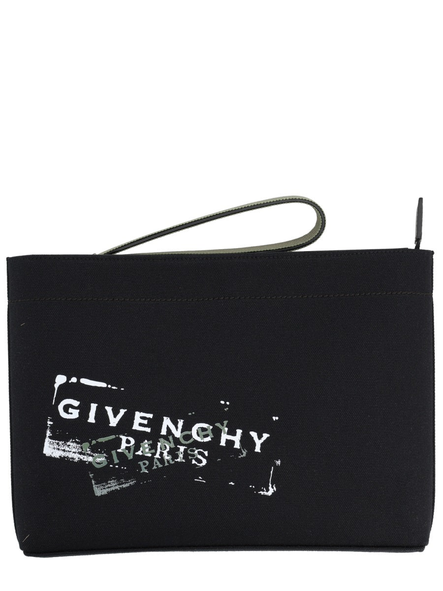 Givenchy Pochette - Black | 849d54a20f282bdf29dd2fb7430bd3a74871d947