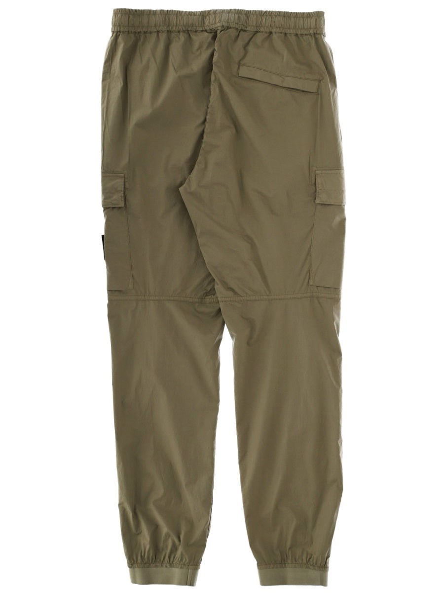 Stone Island Pantaloni - Military Green | e59017422da51ef7f6aaad8cdab20f8091adfd9f
