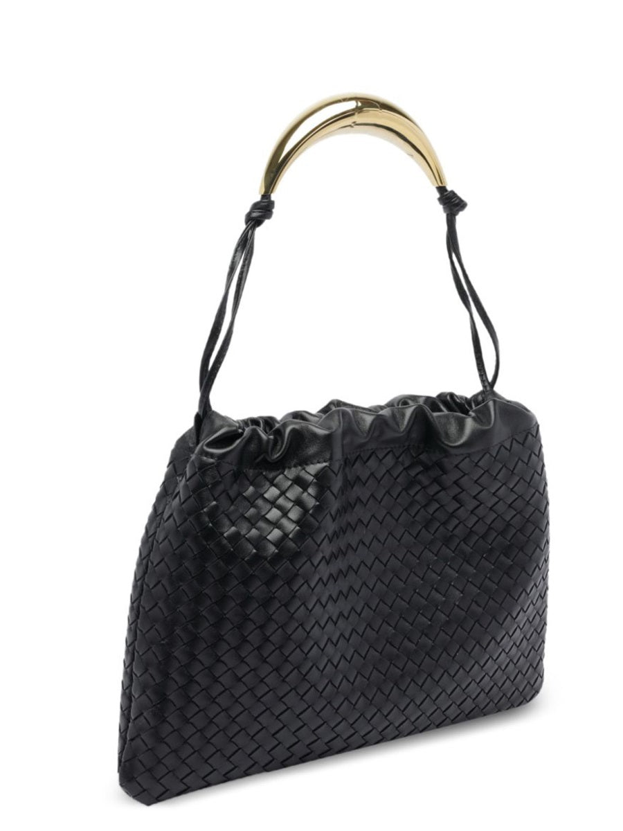 Bottega Veneta Pochette - Black | dda61c900efb98b8f0046454562cdbe5ebc36468