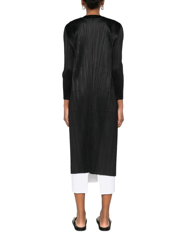 Pleats Please Issey Miyake Trench e Impermeabili - Black | 02f2db9eb3cf234865bcb69e5f652ace702ba1e4