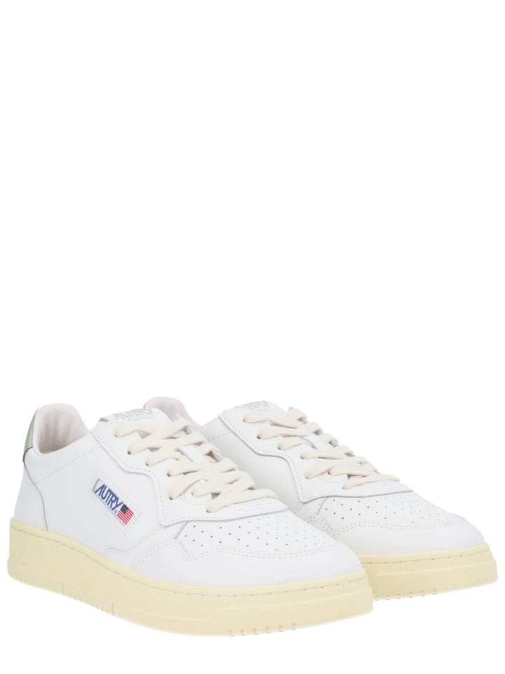Autry Sneakers - White | 044c116e272de4db289f3af9f27165958341edb9