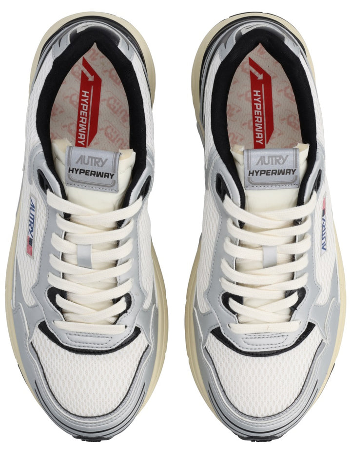 Autry Sneakers - White | c08fa866b7e9b8f921f8547e2f56cb703a94b3ad