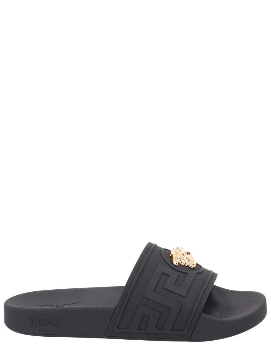 Versace Scarpe Basse - Black | 13a2cd9cbb0401b257b28a637fd61011d22fba74