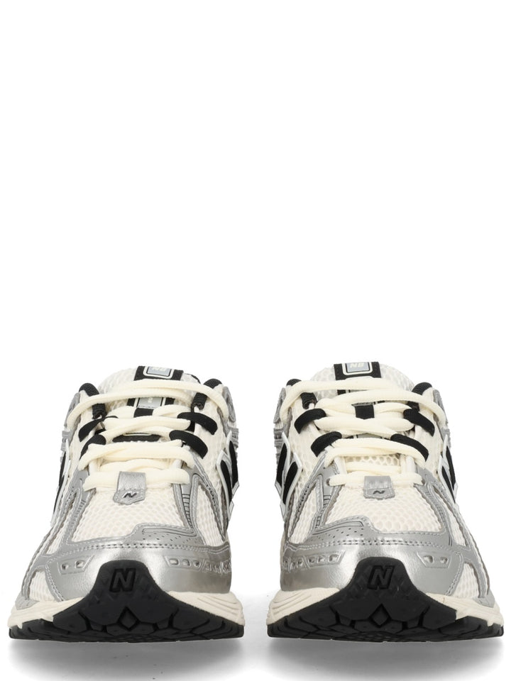 New Balance Sneakers - Silver | e8055dc7619cb7b27df2ccc6d66597bf28915807