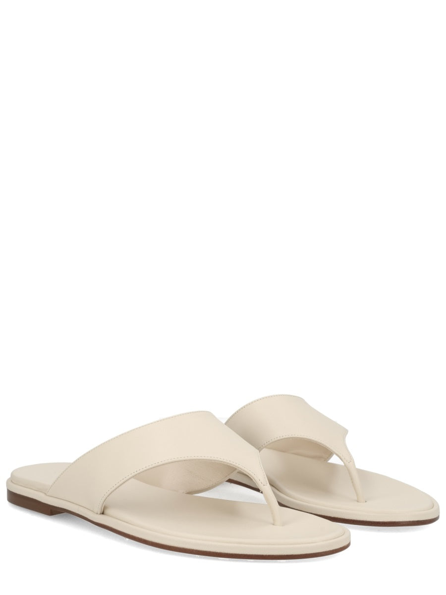 Aeyde Sandali - Ivory | c23136ba59c896c0ee38f0d4bd13939cd8e6ce81