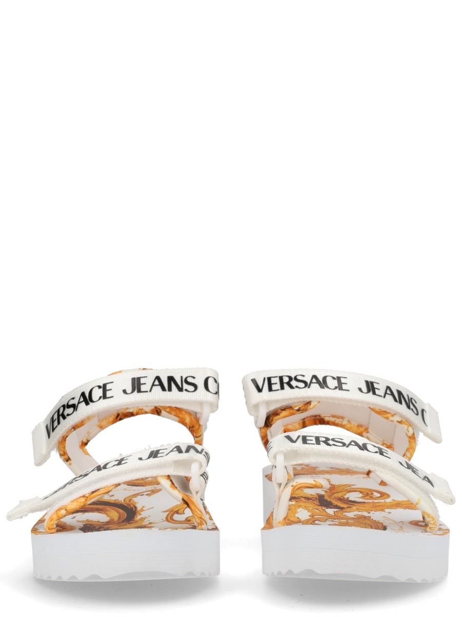 Versace Jeans Couture Sandali - White | db7b23d82f0e1fab74f4b572575fd86fcc6116ee
