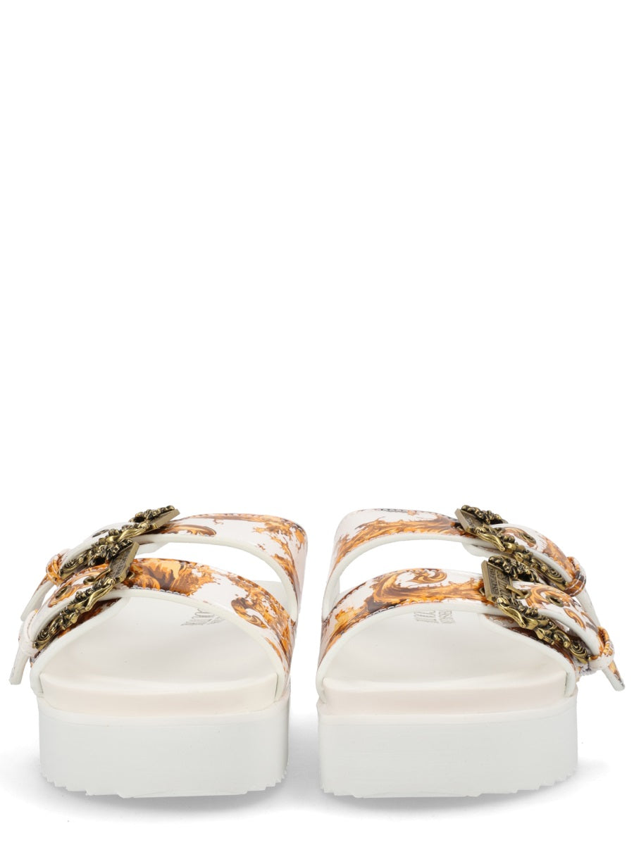 Versace Jeans Couture Sandali - White | 71ed7b8e18fc921e874313f3f0763e93671b793d