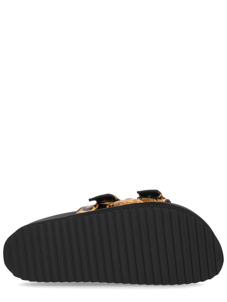 Versace Jeans Couture Sandali - Black | 133d69a600ec2055eecf9b07800d022ecacc6bab