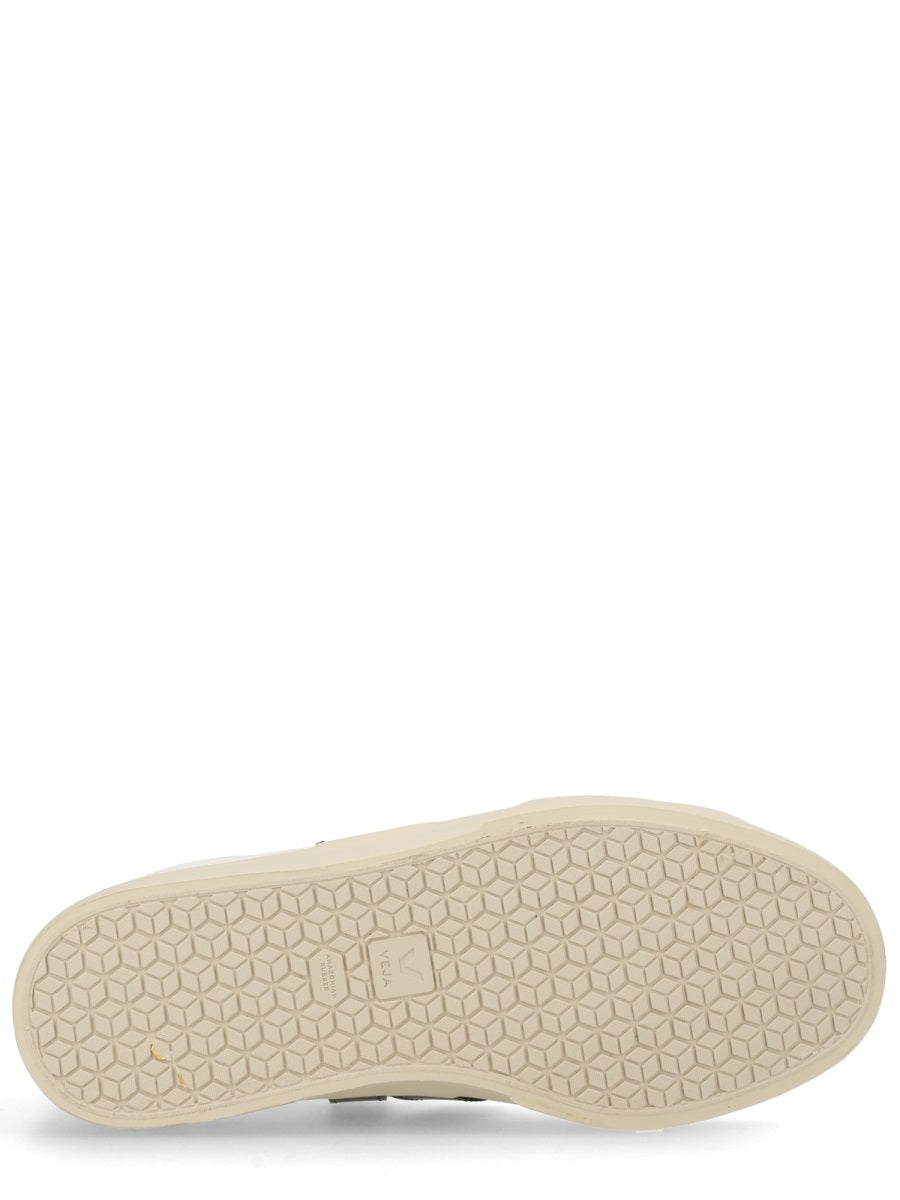 Veja Sneakers - White | 9d8fbaeaf67d65f7dcb29de8972c509a4d95bf79