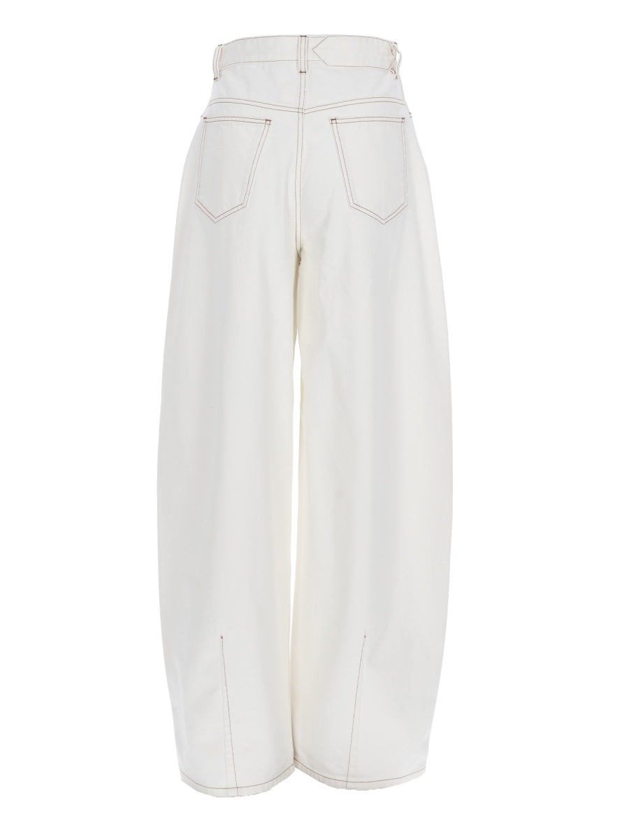 Jacquemus Jeans - White | 70fbddf6caebf1a8ad9df92480ef1189d9b7985d