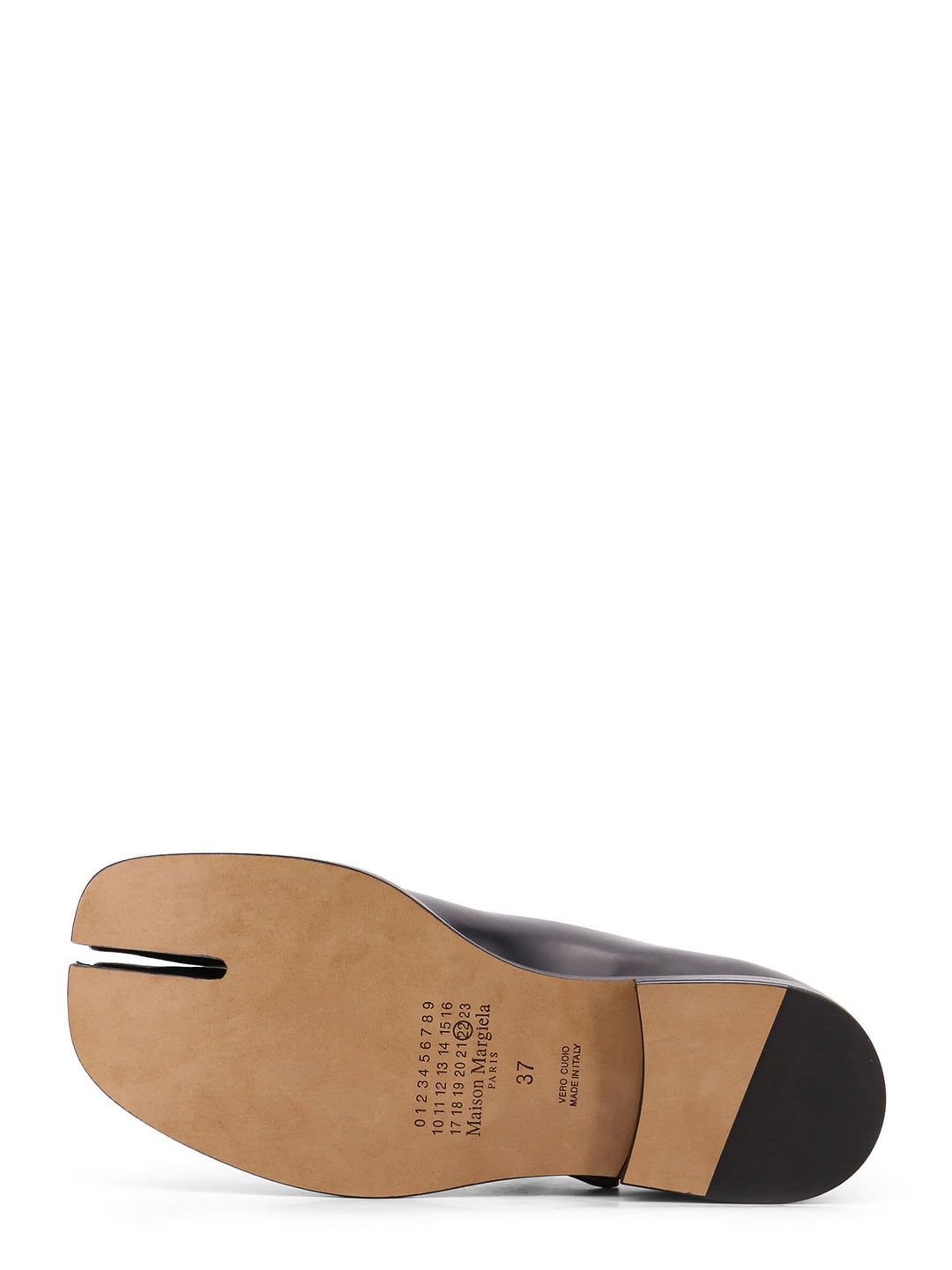 Maison Margiela Flat shoes - Blacks and greys | ec78df37e6b70285b362548f1214a28854b06e5d
