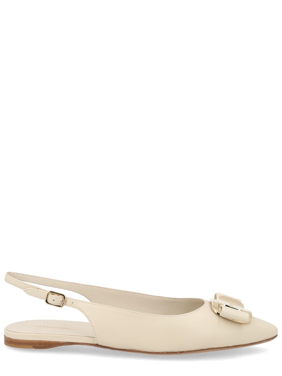 Ferragamo Scarpe Basse - Ivory | 23eb9f08a8db13de6d31c262227451961f2d8747