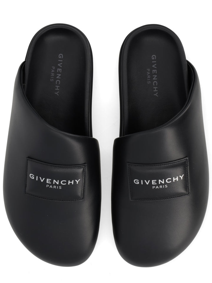 Givenchy Scarpe Basse - Black | 3607e7700a33d850e93344a725b770533827adab