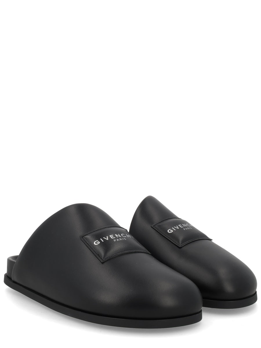Givenchy Scarpe Basse - Black | bdeb27592ca5f2fd6380510a93af7cf226fe831f