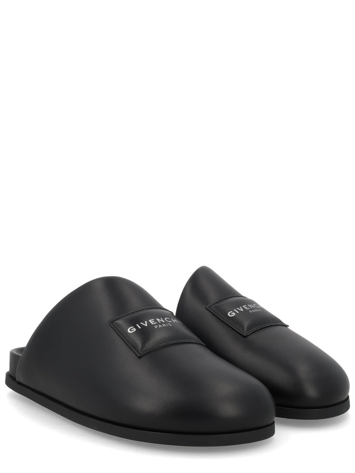 Givenchy Scarpe Basse - Black | bdeb27592ca5f2fd6380510a93af7cf226fe831f