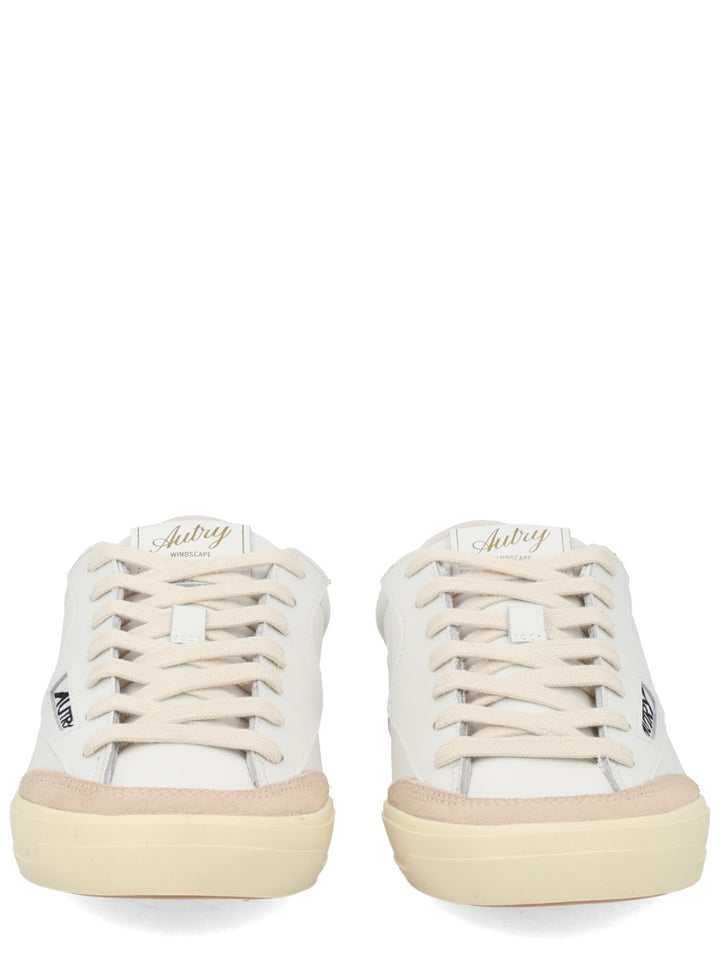 Autry Sneakers - White | d82280b9e0285a4af0f924e5f71eeb2d1321272f