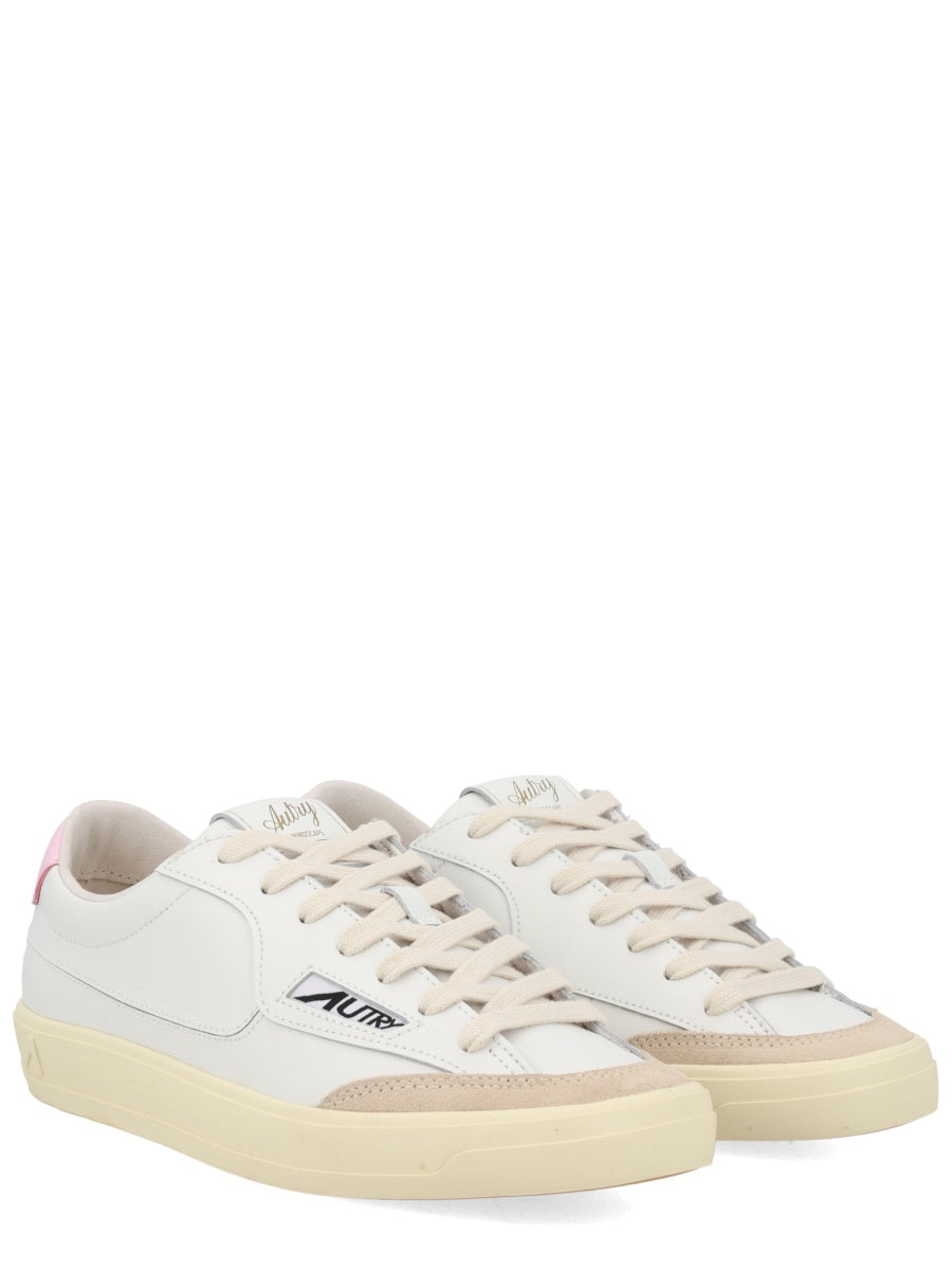 Autry Sneakers - White | fb53cfc91cab59e39aa04fb178c4a46aea7fb0e4