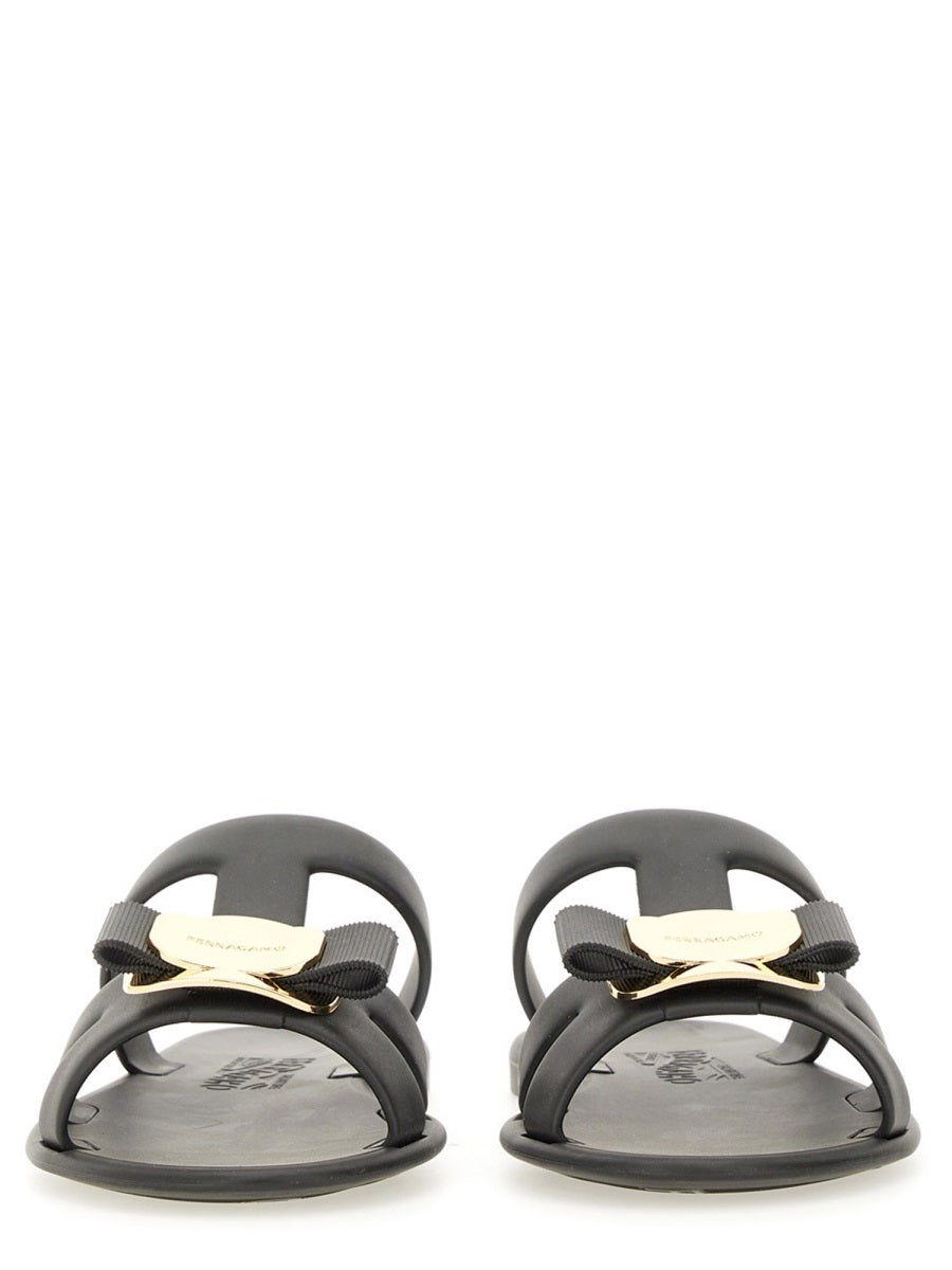 Ferragamo Sandali - Black | cbc410e4c908de9ab59af13a7744631ae14371d5
